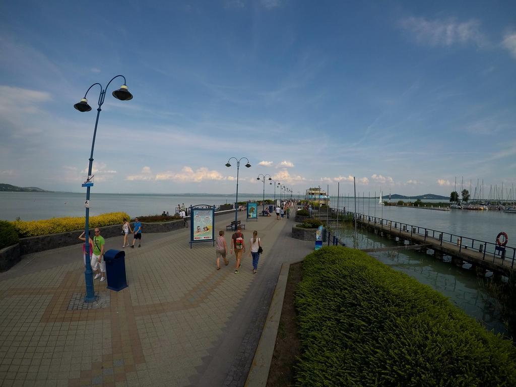 Menta Holiday Home Badacsonytomaj Buitenkant foto